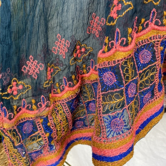 Embroidered Tunic Top By A Beautiful Soul NEW 18 20 Plus - Picture 4 of 9